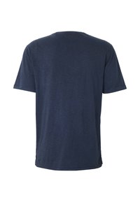 Απλό σκούρο μπλε t-shirt με κοντά μανίκια, εμφανιζόμενο από πίσω σε λευκό φόντο.
