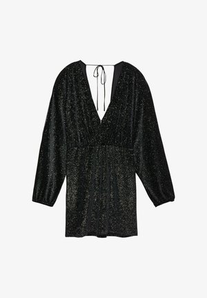 Zwarte jurk met een diepe V-hals, lange pofmouwen en een gathered taille. De stof heeft metallic spikkels en een striksluiting op de rug.