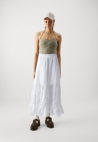 Abercrombie & Fitch BABY RUFFLE SKIRT - A-vonalú szoknya - white eyelet update
