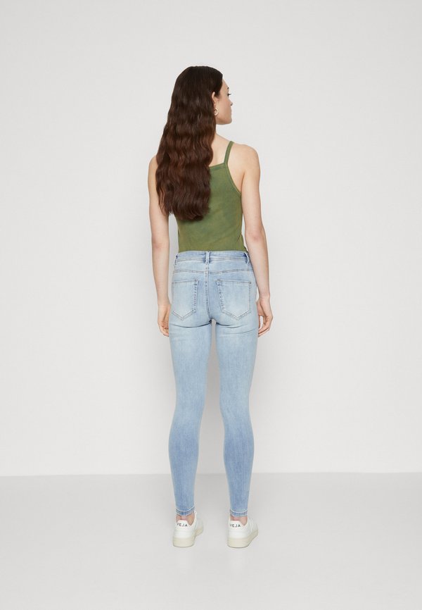 ONLWAUW DESTROY - Jeans Skinny Fit4