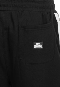 Lonsdale CRAIGSTON - Rövidnadrágok - black white