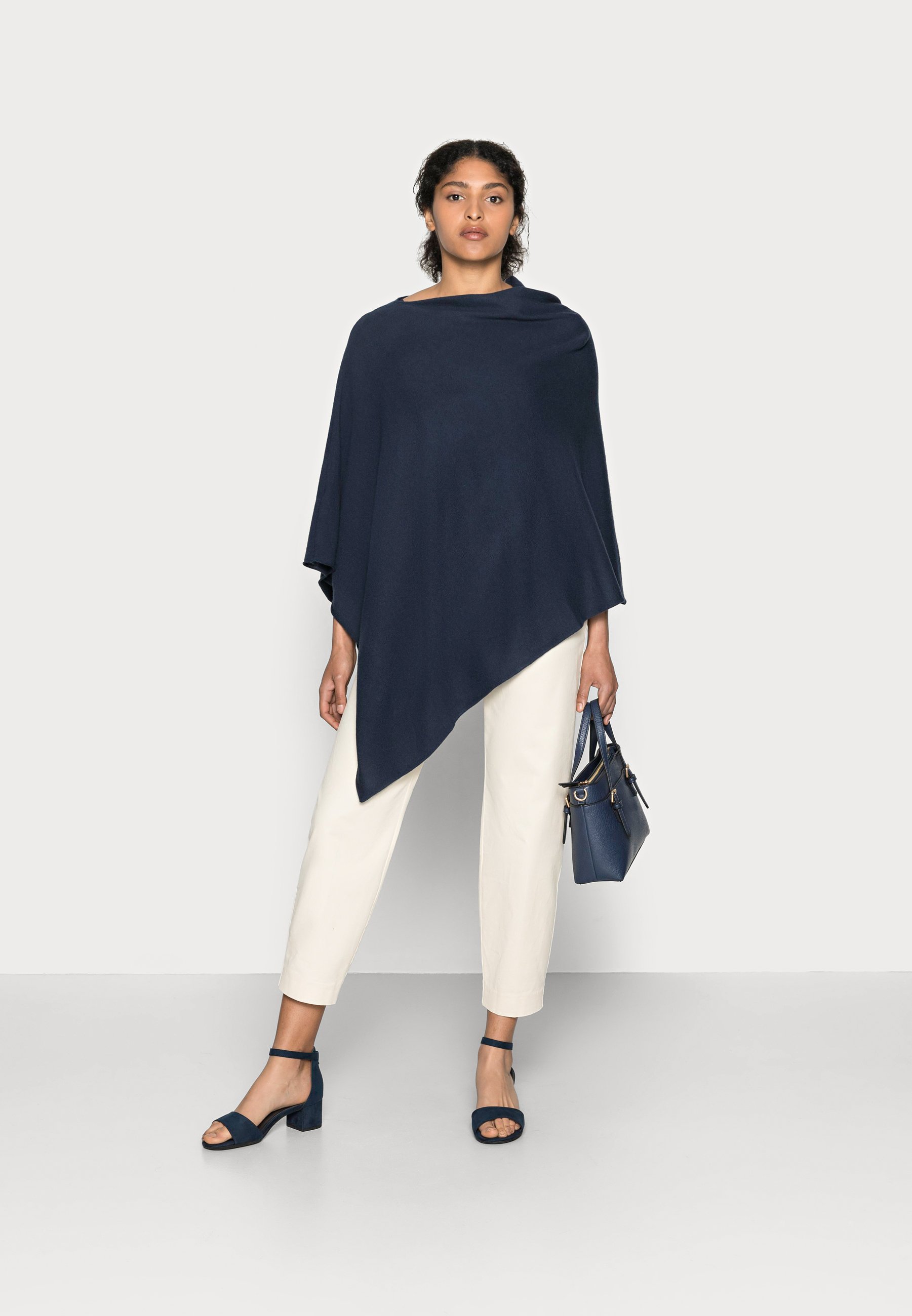 Femme KRISTANNA - Cape Femme KRISTANNA - Cape