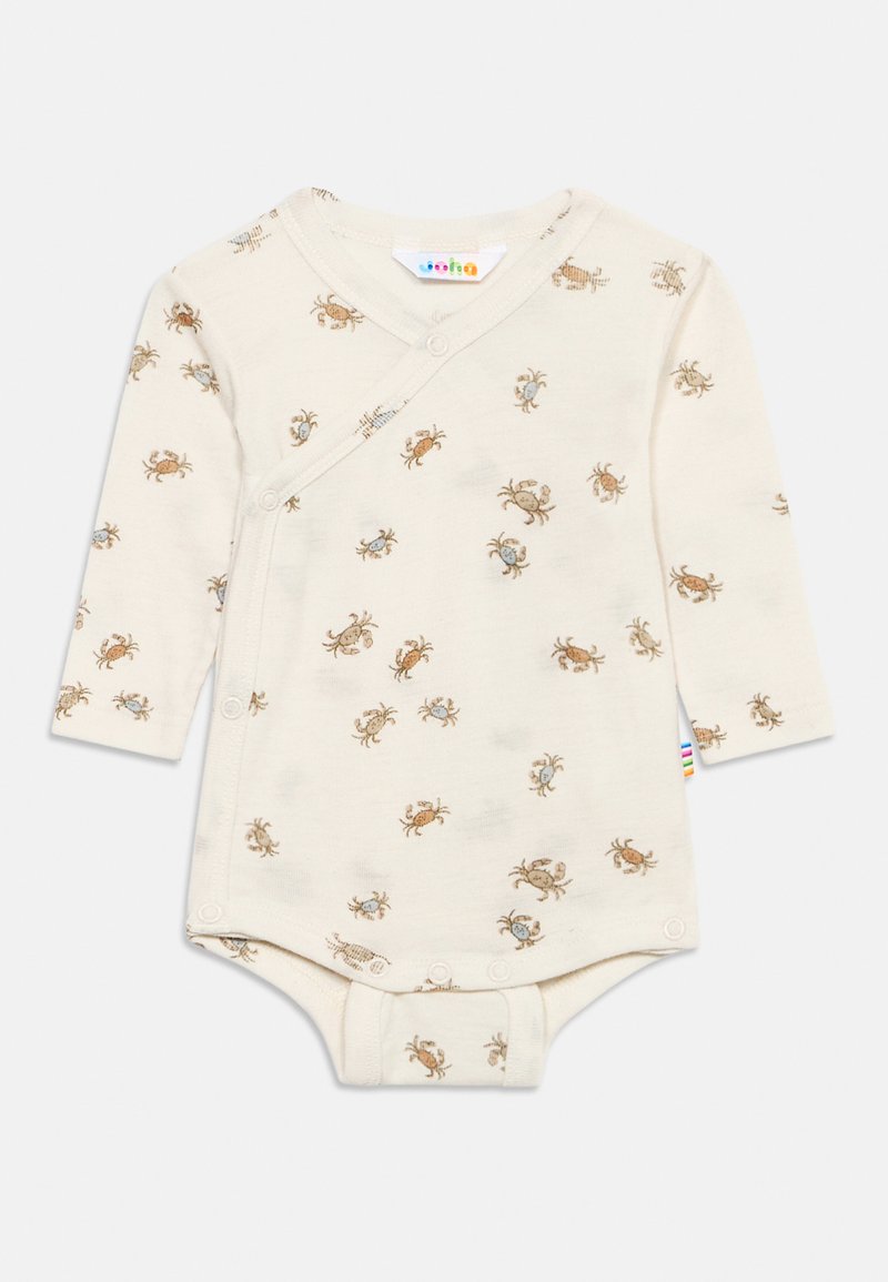 Κρεμ μακρυμάνικο φορμάκι μωρού με καφέ και γκρι σχέδια με καβούρια, κουμπώματα στο μπροστινό μέρος και στο κάτω μέρος για εύκολο ντύσιμο.