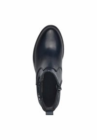 Tumed nahkjalats ankle boot ümmarguse varbaga, sile tekstuur, külgne lukukinnitus ning hall mustriga sisemine vooder.