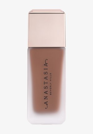 Anastasia Beverly Hills IMPECCABLE BLURRING SECOND SKIN MATTE FOUNDATION - Fond de teint - shade 24 - 8n