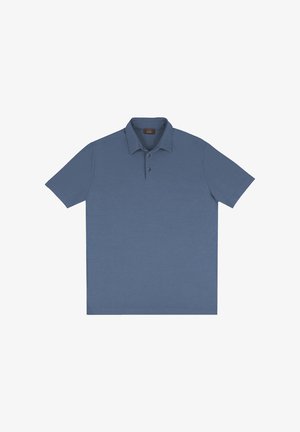 Polo azul de manga corta con dos botones y cuello clásico, extendido sobre un fondo blanco.