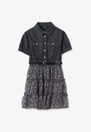 Abito camicia in denim con maniche corte, due tasche sul petto, vita arricciata e gonna a strati con motivo floreale scuro. Colore: grigio scuro.