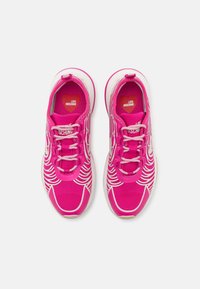 Love Moschino Tenisky - pink