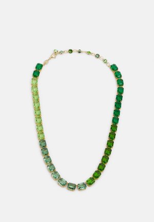 Gröna och blåa ädelstenshalsband som har rektangulärt skurna stenar i varierande nyanser, satta i guldhardware, med en låsning.