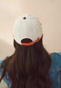 Next REGULAR FIT - Cap - white navy england