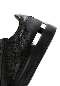 Derimod Zapatillas - black