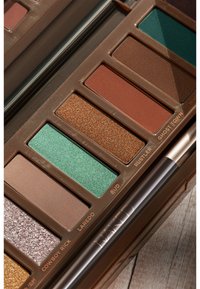 Urban Decay NAKED WILD WEST PALETTE - Eyeshadow palette
