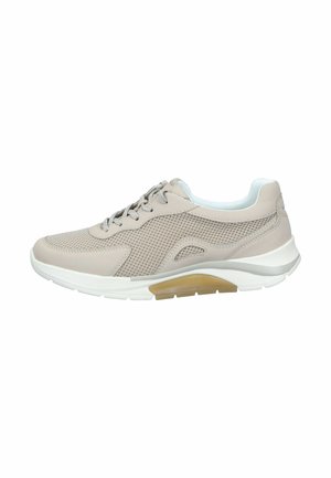 Beige sportieve schoenen met een getextureerde mesh bovenkant, ronde neus, lichte demping en een rubberen buitenzool met een lichte hak.