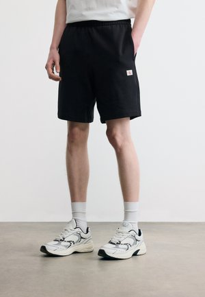 BADGE - Παντελόνι φόρμας - black