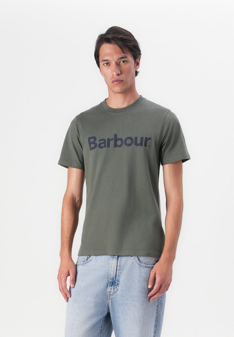 Barbour LOGO TEE - T-shirt estampada - thyme