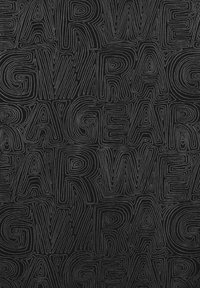 Tissu noir présentant un texte audacieux et stylisé en gris, avec un motif texturé de lettres entrelacées créant un effet visuel dynamique.