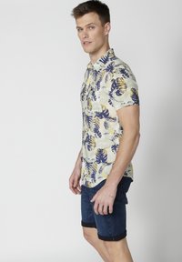 Koroshi SHORT SLEEVE - Krekls - verde green