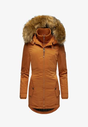 Parka longue orange avec capuche bordée de fausse fourrure, fermeture éclair à l'avant, poches latérales et poignets côtelés. Texture lisse avec une finition légèrement brillante.
