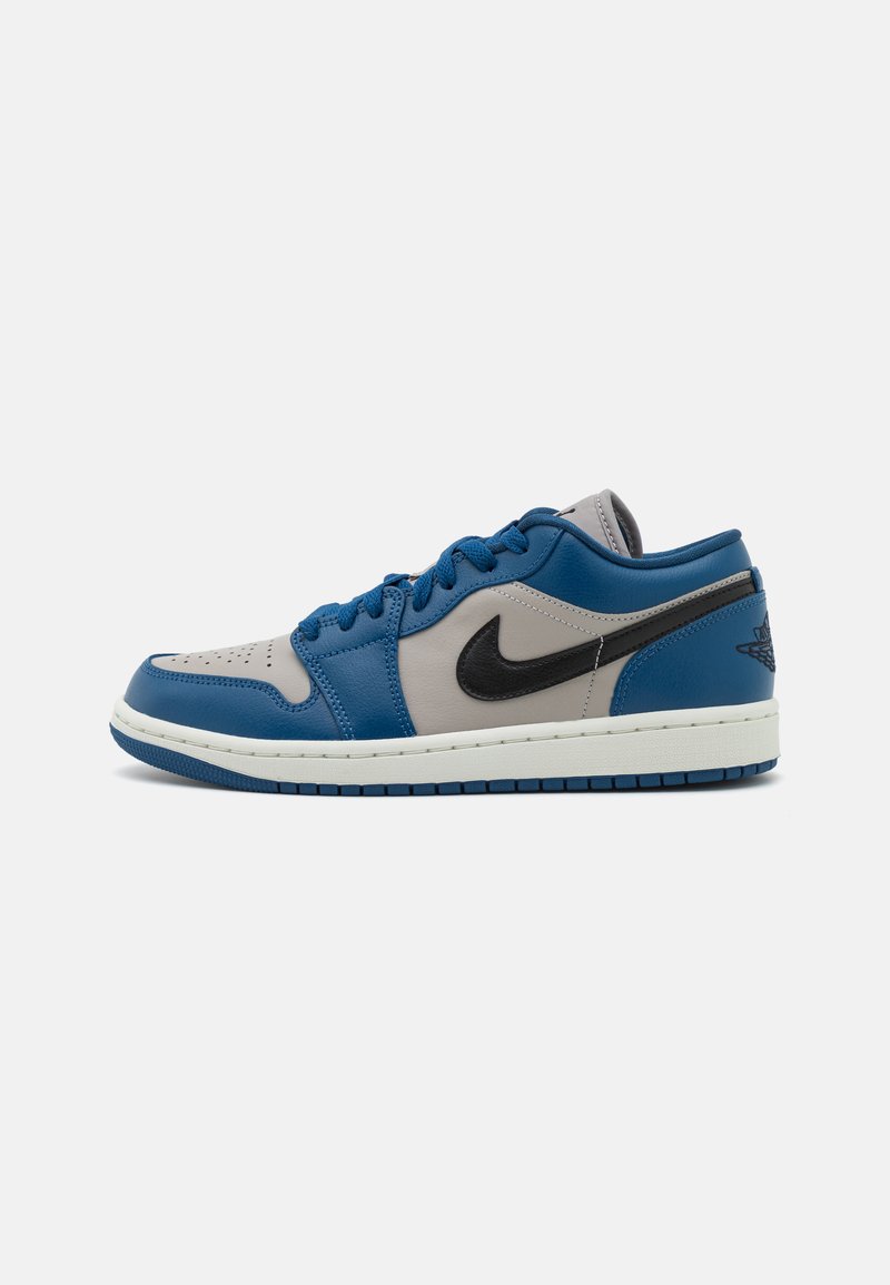 Jordan AIR JORDAN 1 LOW - Sneakers - french blue/black/college grey/sail