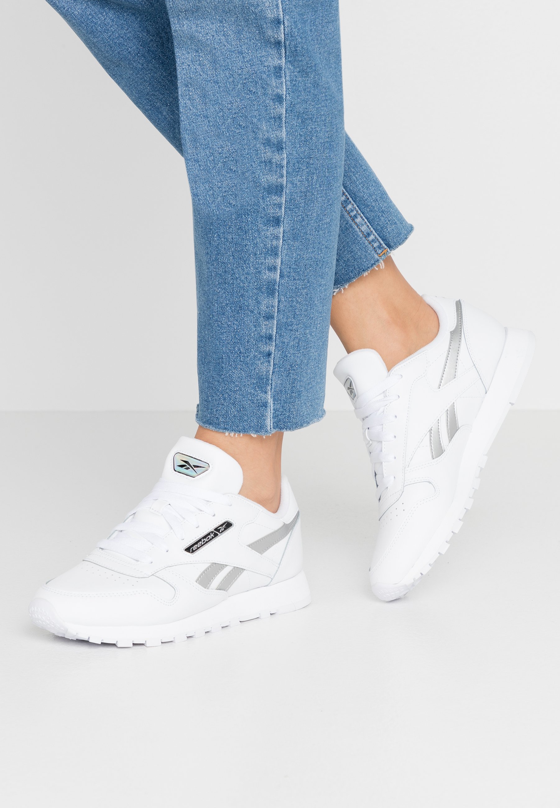 Reebok Classic Joggesko whitesilver metallic Zalando.no Reebok Classic Joggesko whitesilver metallic Zalando.no
