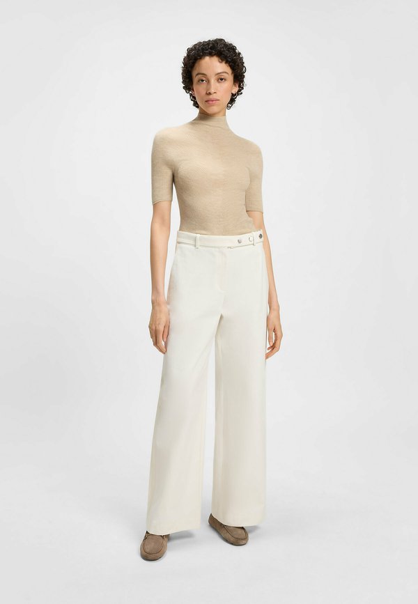 ROXANNE DRIVER - Moccasins