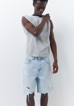 PULL&BEAR Jeans Shorts - light blue