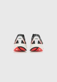 adidas Originals ADIZERO ARUKU UNISEX - Treniņu apavi - core black/grey six/bright red