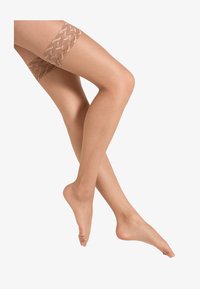 Unausgewählt, white