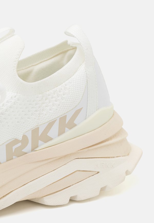 WASTE UNISEX - Trainers4