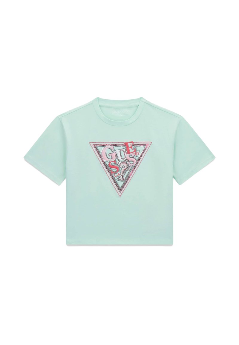 Camiseta verde menta de manga corta, con un gráfico triangular que presenta letras en rosa y negro, y un cuello redondo.