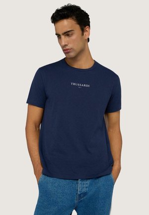 REGULAR FIT CON STAMPA - Print T-shirt - blue genoa