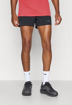 RUN SHORT - Sports shorts - black