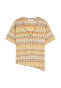 Knitted top in beige, yellow, and orange zigzag pattern. Features short sleeves and a V-neckline with scalloped edges. Asymmetrical hem.