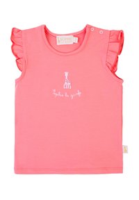 Maglietta senza maniche in cotone color corallo con rifiniture a volant sulle spalle, caratterizzata da una giraffa ricamata e il testo "Sophie la girafe" sotto.
