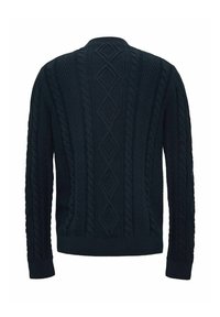 Marineblauer Kabelstrick-Pullover mit Rauten- und Zopfmuster, langen Ärmeln sowie gerippten Bündchen und Saum, von hinten gezeigt.