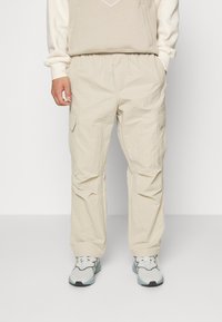adidas Originals ESSENTIALS - Pantaloni cargo - beige