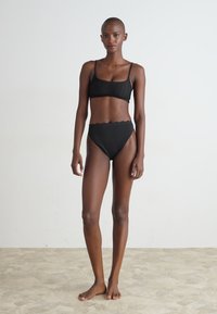 Hunkemöller SCALLOP HIGH LEG 2 PACK - Spodný diel bikín - black