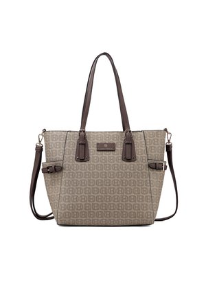Borsa a mano beige con motivo a logo ripetuto su tutta la superficie, manici marrone scuro, tracolla regolabile e dettagli con fibbia laterale.