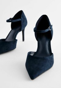 Next FOREVER COMFORT POINT TOE MARY JANE - REGULAR FIT - Klassikalised kontsakingad - navy