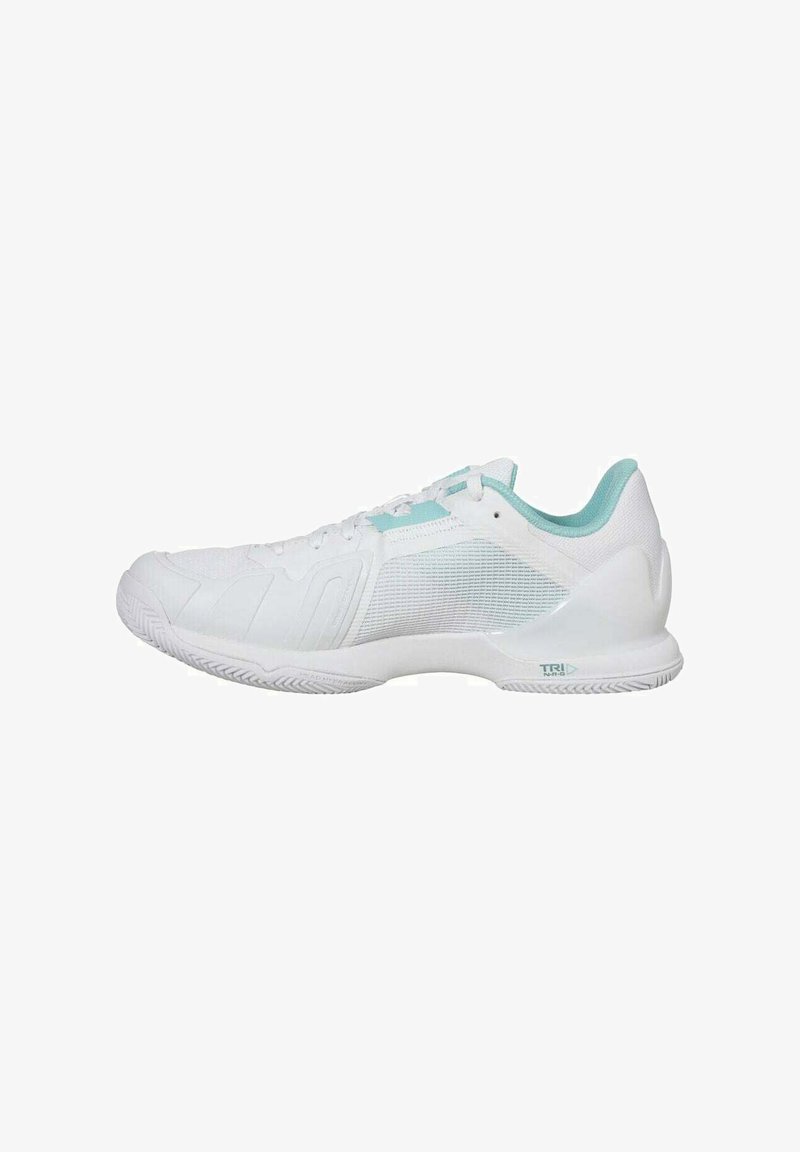 Scarpa da ginnastica bianca con tomaia in rete, accenti turchesi, suole testurizzate e design aerodinamico per prestazioni e durata.