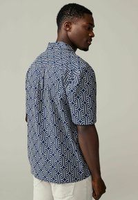 Next LINEN BLEND PRINTED SHORT SLEEVE .  - REGULAR FIT - Hemd - navy blue