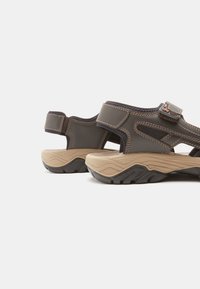 Weinbrenner Sandali da trekking - marrone