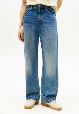 - Jeansy loose fit