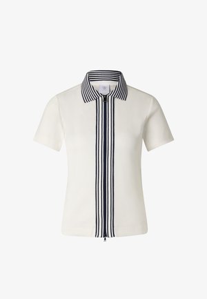 Hvid skjorte med korte ærmer, forlynlås og krave med sort-hvide lodrette striber.