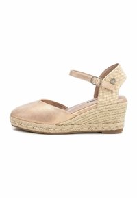 Espadrille de cuña con parte superior sintética beige, suela de yute trenzado y tira de tela a cuadros en el tobillo con detalle de hebilla de metal.