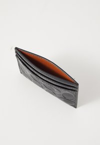 COACH PATENT SIGNATURE LEATHER ESSENTIAL CARD CASE - Portofel - black