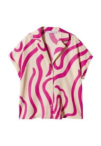 Chemise à manches courtes en tissu beige avec motif de vagues roses, dotée d'un col et d'une fermeture à boutons à l'avant, texture légère.