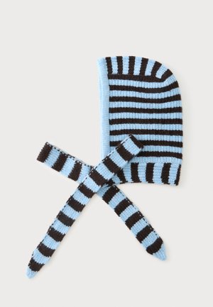 Bonnet tricoté rayé bleu et noir avec de longues attaches, conçu pour couvrir la tête et se fixer sous le menton.