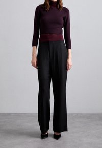 Victoria Beckham Stickad tröja - dark red