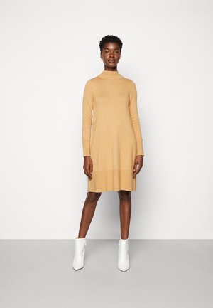 EASY ALLYEAR DRESS - Abito in maglia - camel